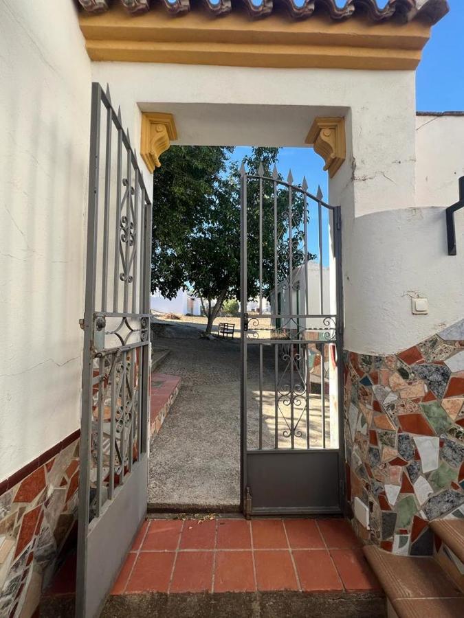 Alojamiento Rural Huerta Mandre Cuevas del Becerro Buitenkant foto